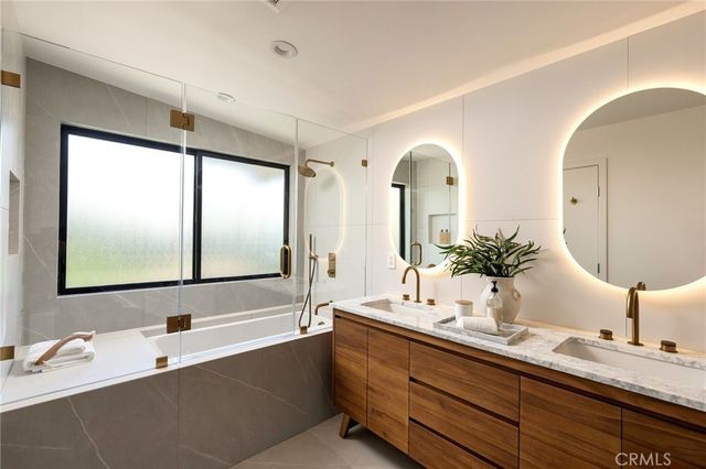 6334 Bryn Mawr, Los Angeles, CA 90068