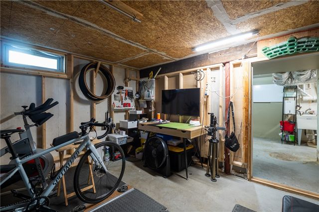 99 Dryden Boulevard, Warwick, RI 02888