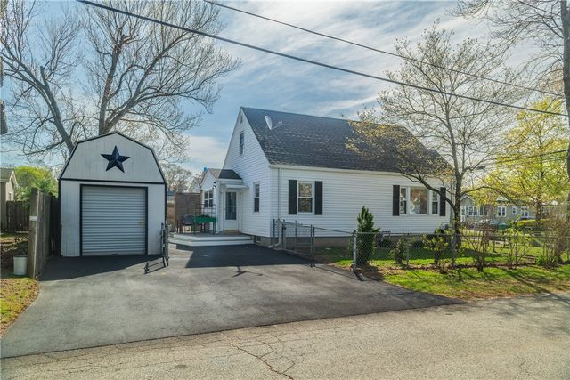 99 Dryden Boulevard, Warwick, RI 02888