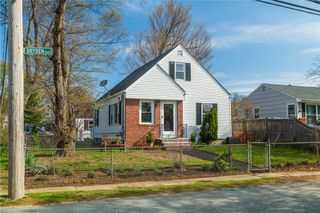 99 Dryden Boulevard, Warwick, RI 02888