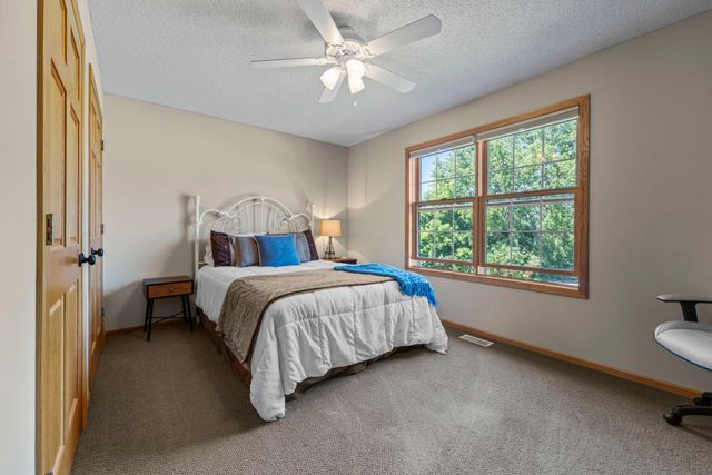 2226 Flora Court, Lino Lakes, MN 55038