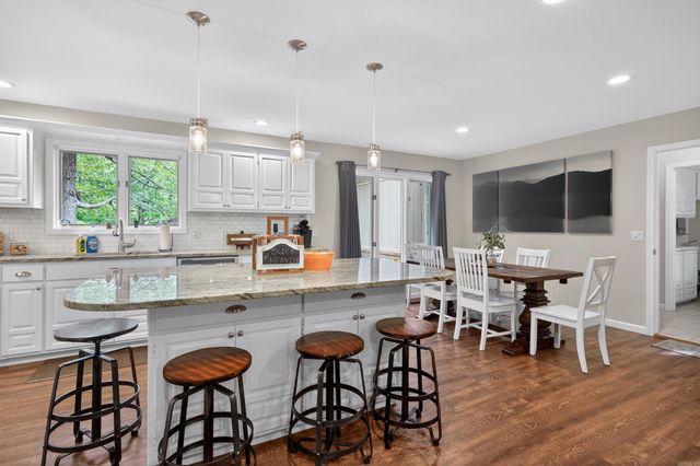 71 Hartura Way, Hot Springs Village, AR 71909