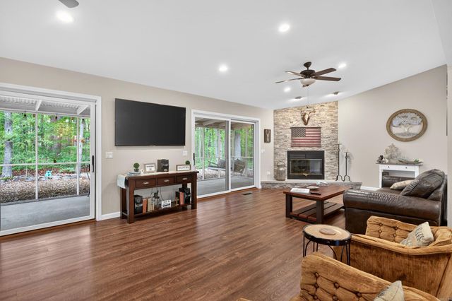 71 Hartura Way, Hot Springs Village, AR 71909