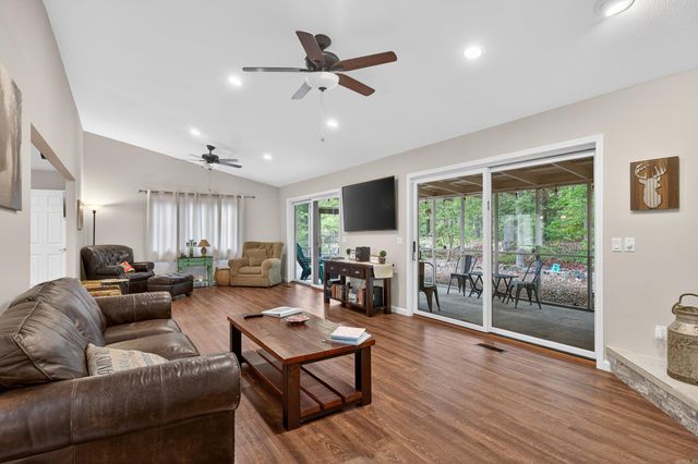 71 Hartura Way, Hot Springs Village, AR 71909