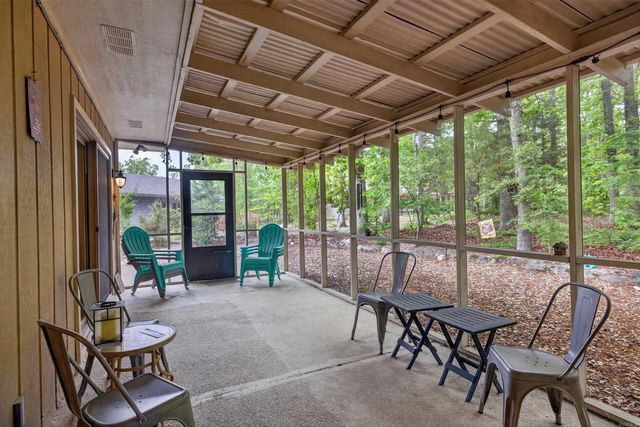 71 Hartura Way, Hot Springs Village, AR 71909