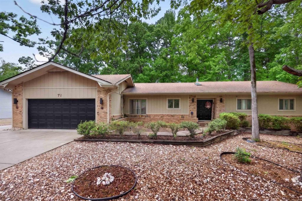 71 Hartura Way, Hot Springs Village, AR 71909