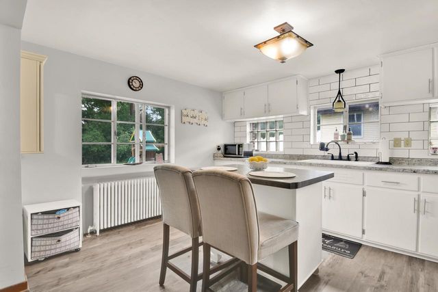 1713 Taylor LANE, West Bend, WI 53090