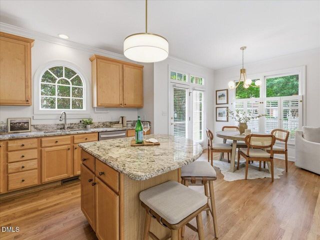102 Winston Ridge Drive, Chapel Hill, NC 27516