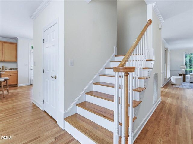 102 Winston Ridge Drive, Chapel Hill, NC 27516