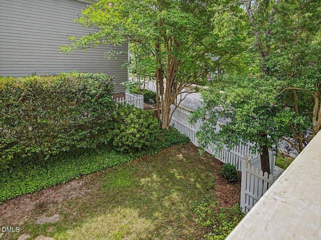 102 Winston Ridge Drive, Chapel Hill, NC 27516
