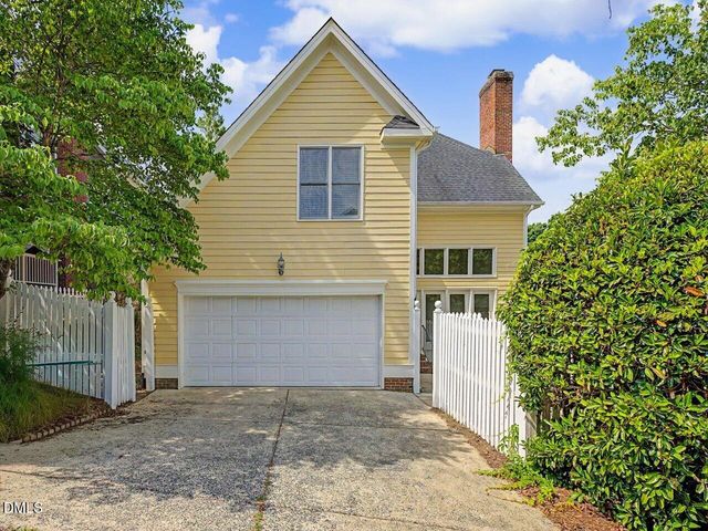 102 Winston Ridge Drive, Chapel Hill, NC 27516