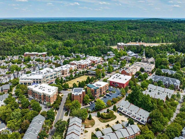 102 Winston Ridge Drive, Chapel Hill, NC 27516