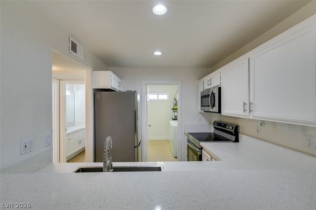 1800 Edmond Street 124, Las Vegas, NV 89146