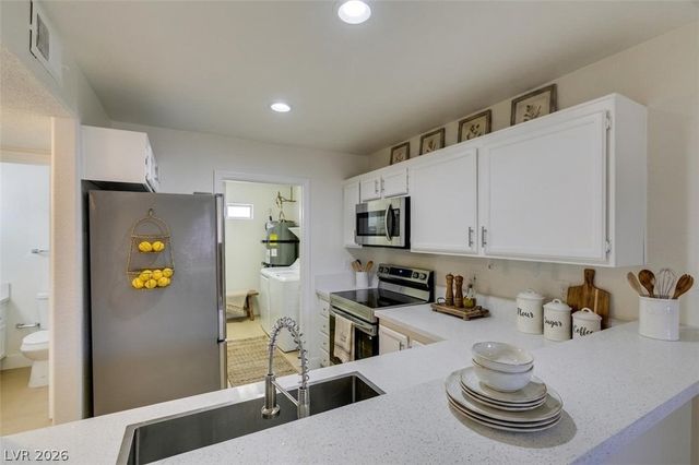 1800 Edmond Street 124, Las Vegas, NV 89146