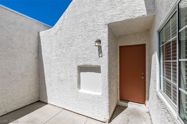 1800 Edmond Street 124, Las Vegas, NV 89146