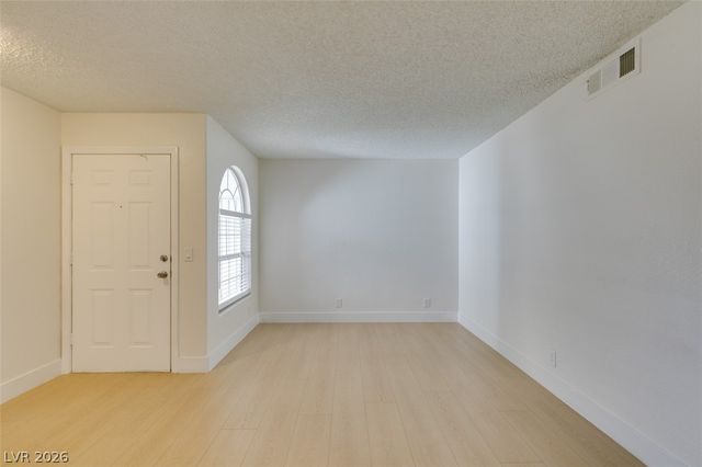 1800 Edmond Street 124, Las Vegas, NV 89146