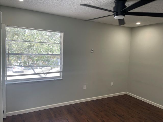 2017 Oleander Blvd A, Fort Pierce, FL 34950