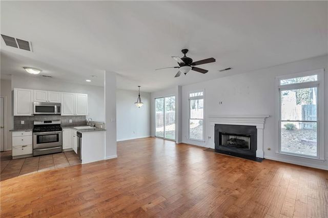 331 Mirramont Court, Woodstock, GA 30189