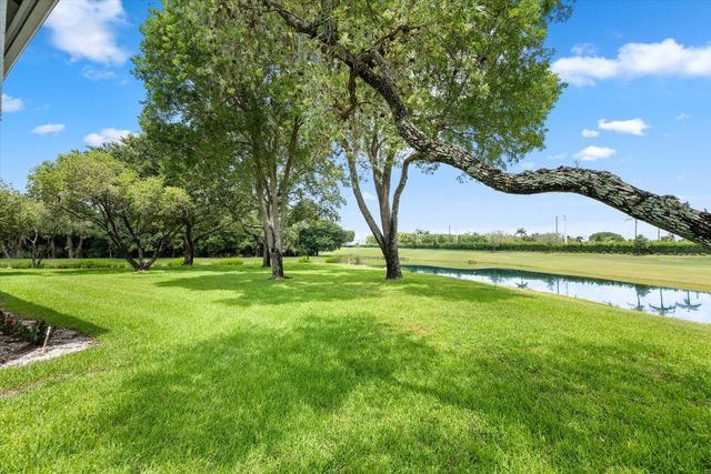 10315 N Andover Coach Lane A2, Lake Worth, FL 33449