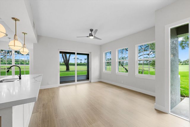 10315 N Andover Coach Lane A2, Lake Worth, FL 33449