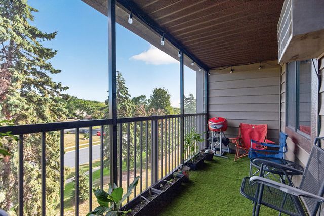 7301 W 101st Street 309, Bloomington, MN 55438