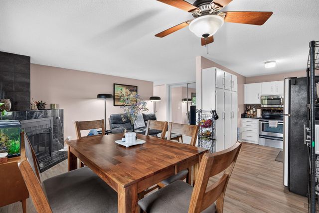 7301 W 101st Street 309, Bloomington, MN 55438