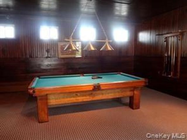 352 Carroll Close, Tarrytown, NY 10591