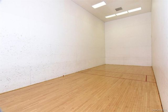 352 Carroll Close, Tarrytown, NY 10591