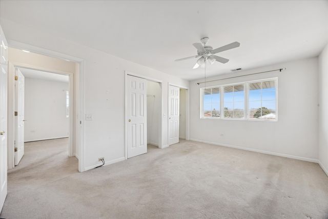 714 W 63rd Street 303, Westmont, IL 60559