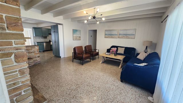 482 NE 8th Ave 482, Deerfield Beach, FL 33441