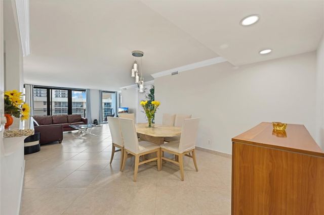 1980 S Ocean Drive 15L, Hallandale Beach, FL 33009