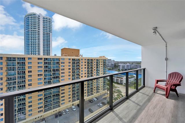 1980 S Ocean Drive 15L, Hallandale Beach, FL 33009