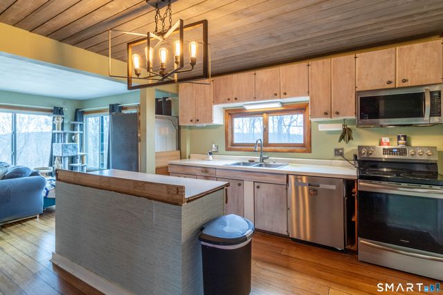 40 Sanitarium Road, Windham, CT 06266