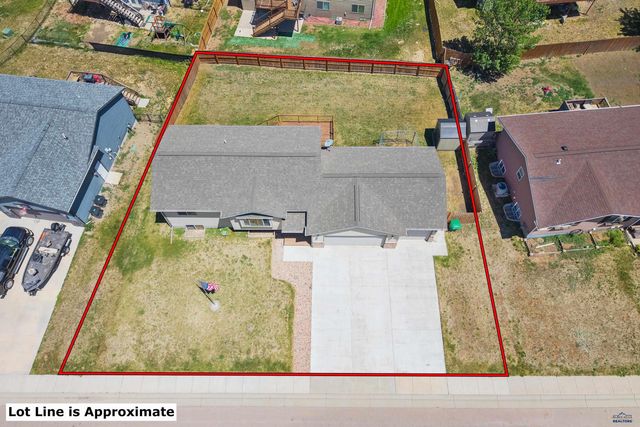 328 LONE SOLDIER CT, Box Elder, SD 57719