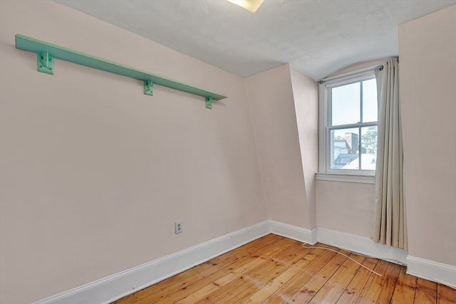 16 Hancock St 5F, Boston, MA 02114