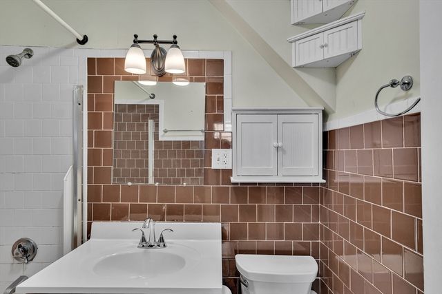 16 Hancock St 5F, Boston, MA 02114