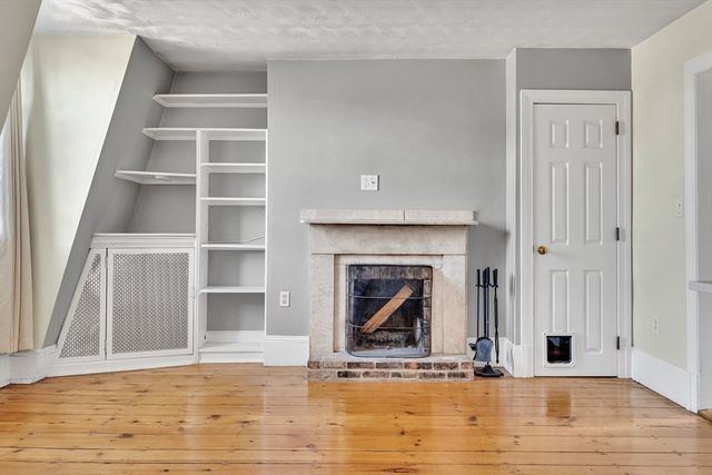 16 Hancock St 5F, Boston, MA 02114