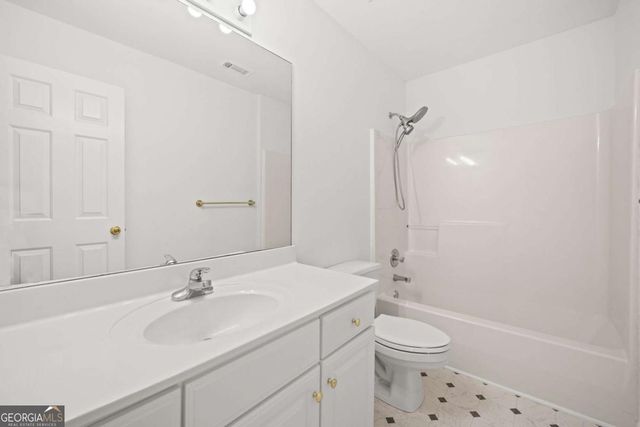1001 Woodward Park Drive, Suwanee, GA 30024