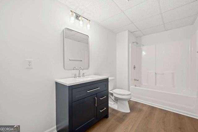 1001 Woodward Park Drive, Suwanee, GA 30024