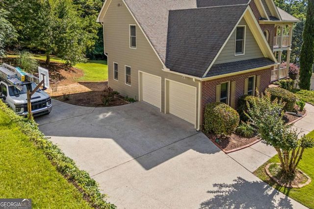 1001 Woodward Park Drive, Suwanee, GA 30024