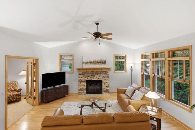 17 Glen Arbor Way, Fitchburg, WI 53711