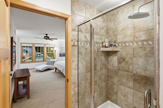17 Glen Arbor Way, Fitchburg, WI 53711