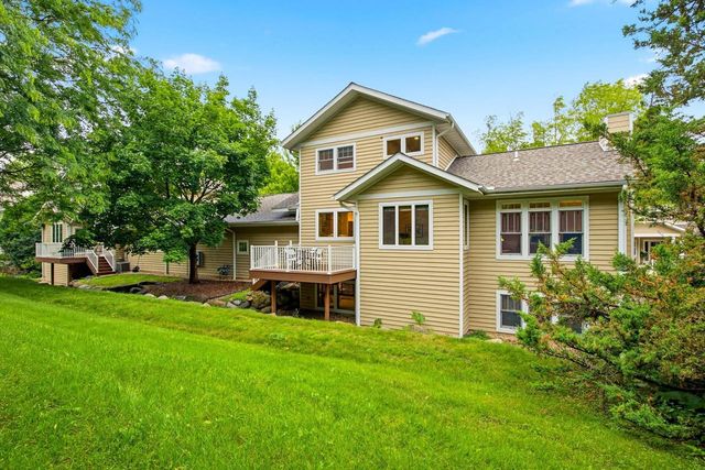 17 Glen Arbor Way, Fitchburg, WI 53711