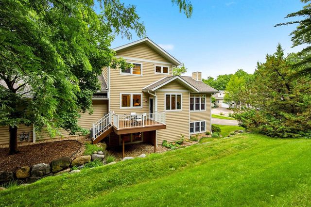 17 Glen Arbor Way, Fitchburg, WI 53711