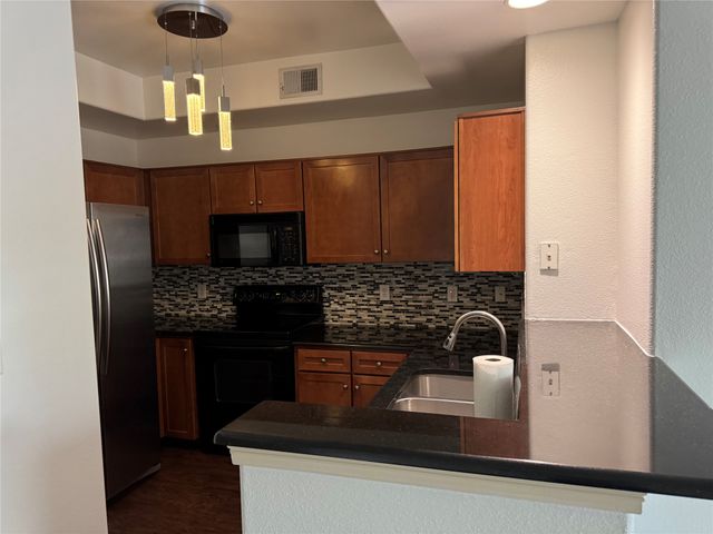 330 Las Colinas Boulevard E 348, Irving, TX 75039
