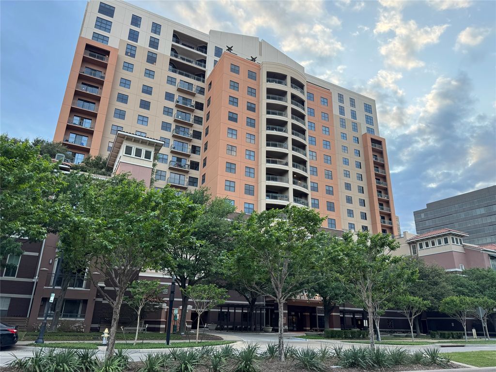 330 Las Colinas Boulevard E 348, Irving, TX 75039