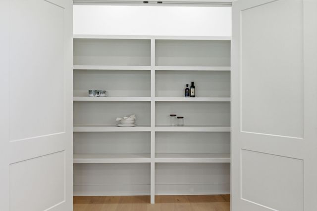 3918B Cross Creek Rd, Nashville, TN 37215