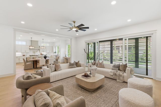 3918B Cross Creek Rd, Nashville, TN 37215