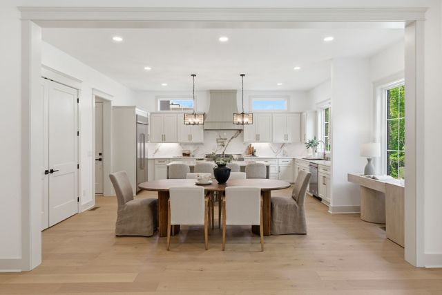 3918B Cross Creek Rd, Nashville, TN 37215