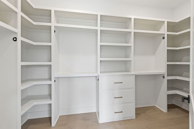 3918B Cross Creek Rd, Nashville, TN 37215